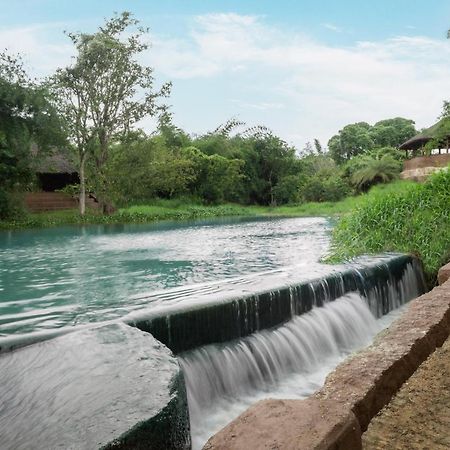 Hampi'S Whiskers Resort Bagian luar foto