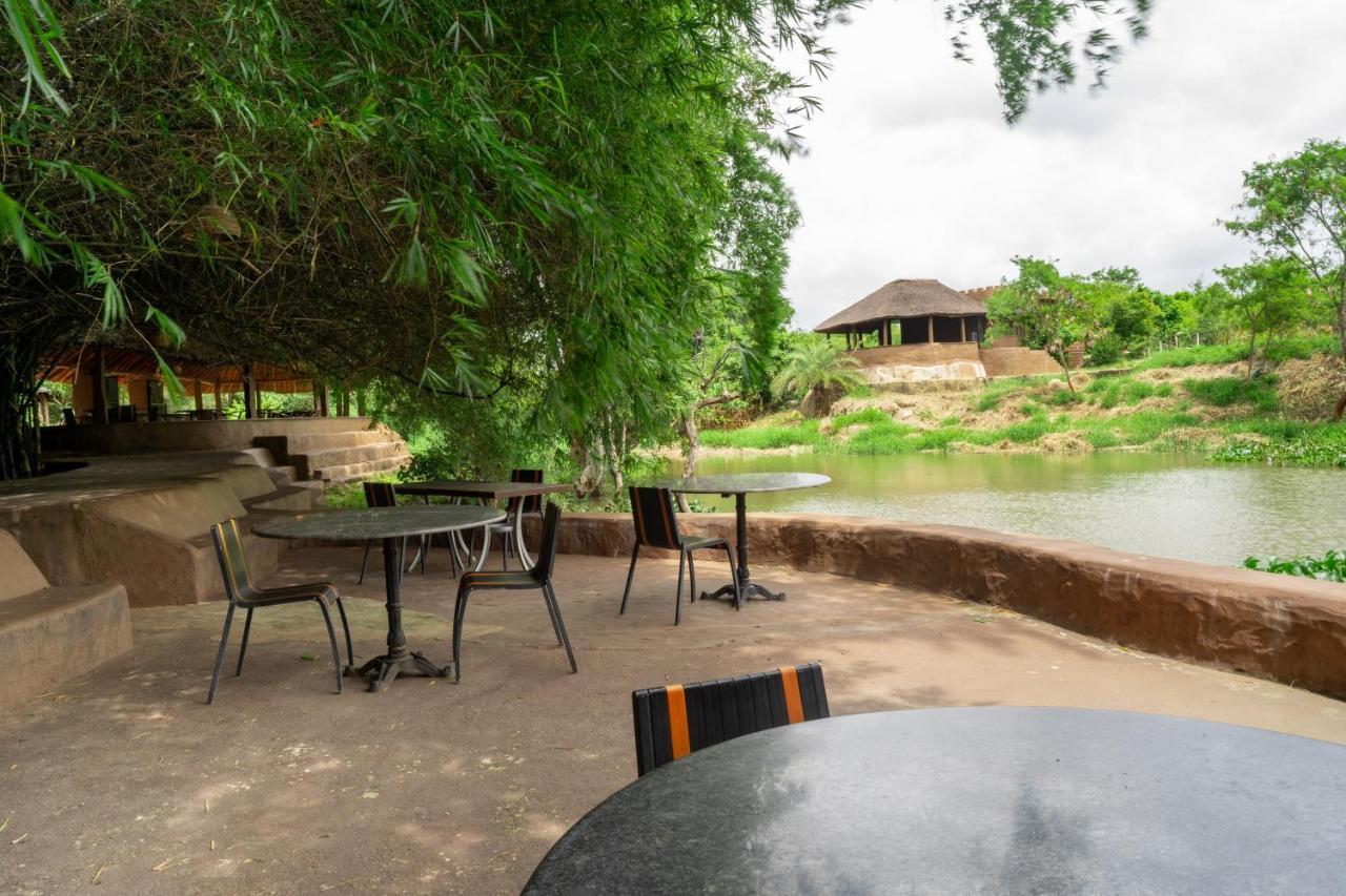 Hampi'S Whiskers Resort Bagian luar foto